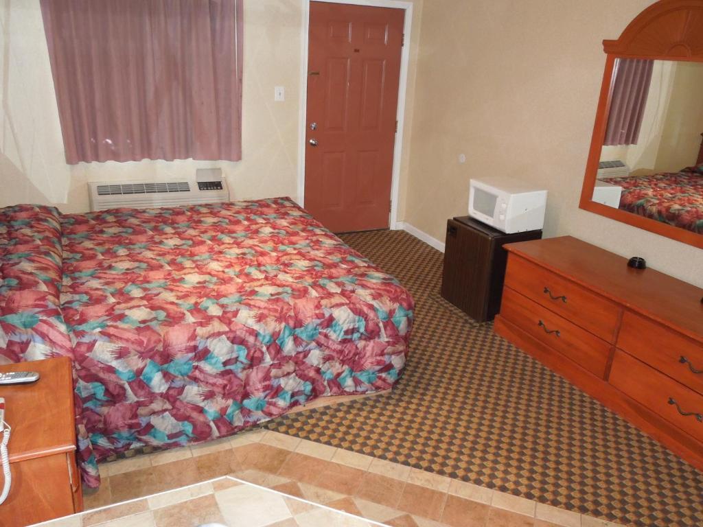 גאלווי Red Carpet Inn Absecon חדר תמונה